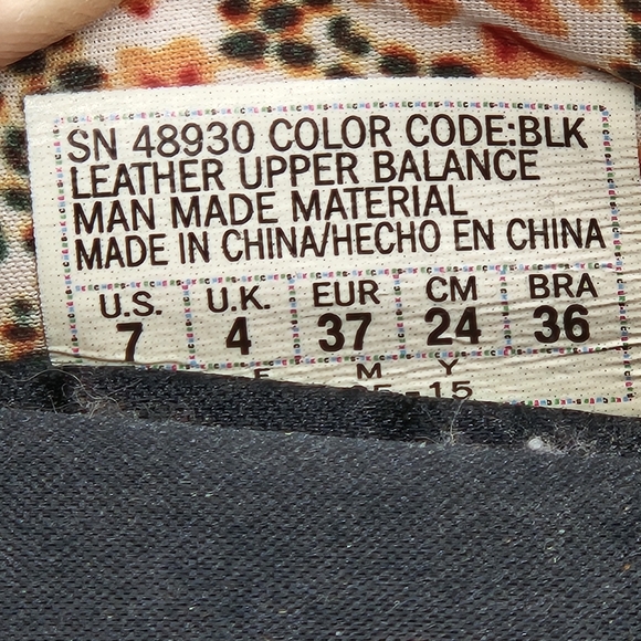 Sketchers leather slipon shoes size 7 - Picture 10 of 16